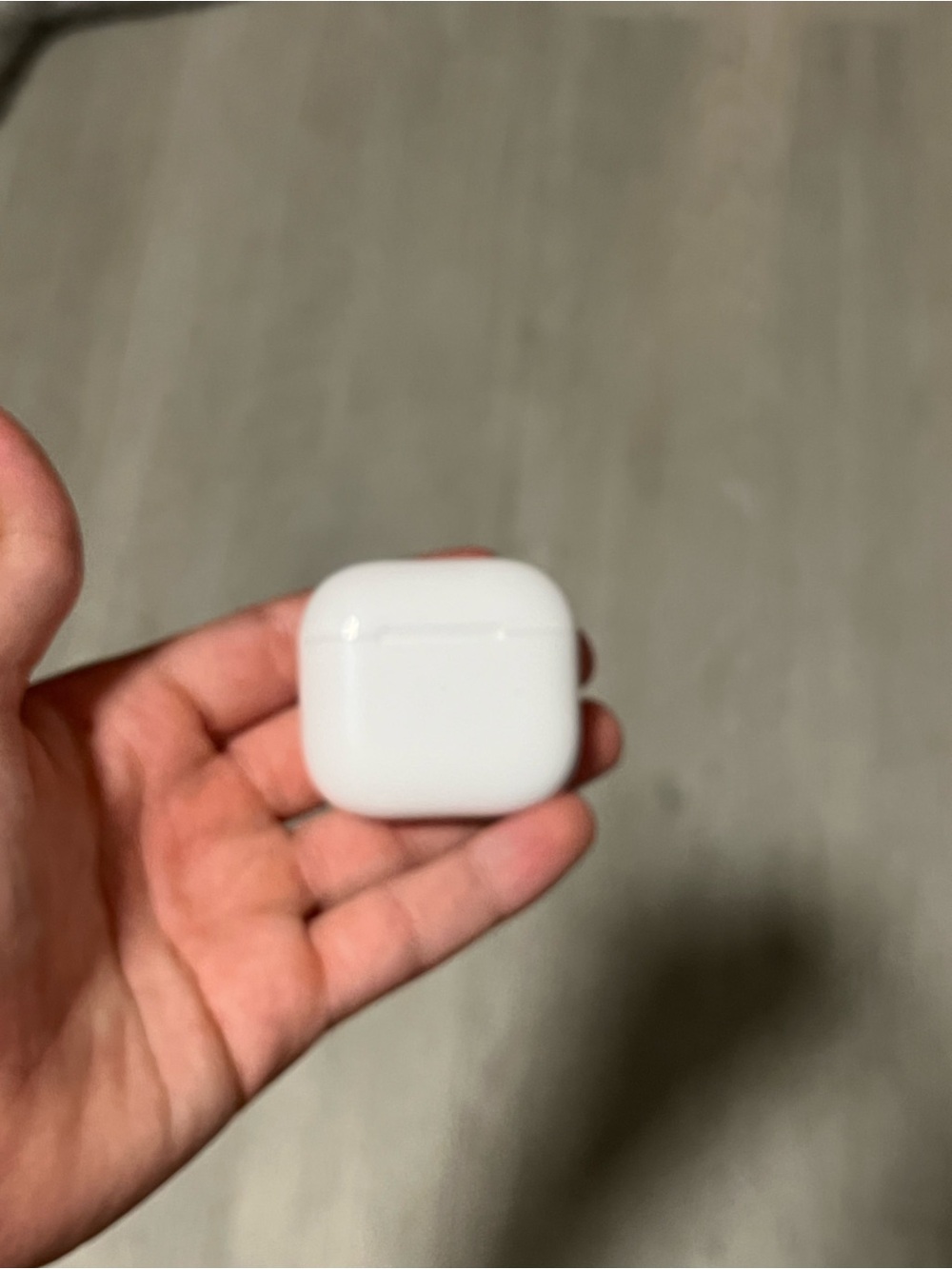 Apple White Wireless Earbuds Charging Case